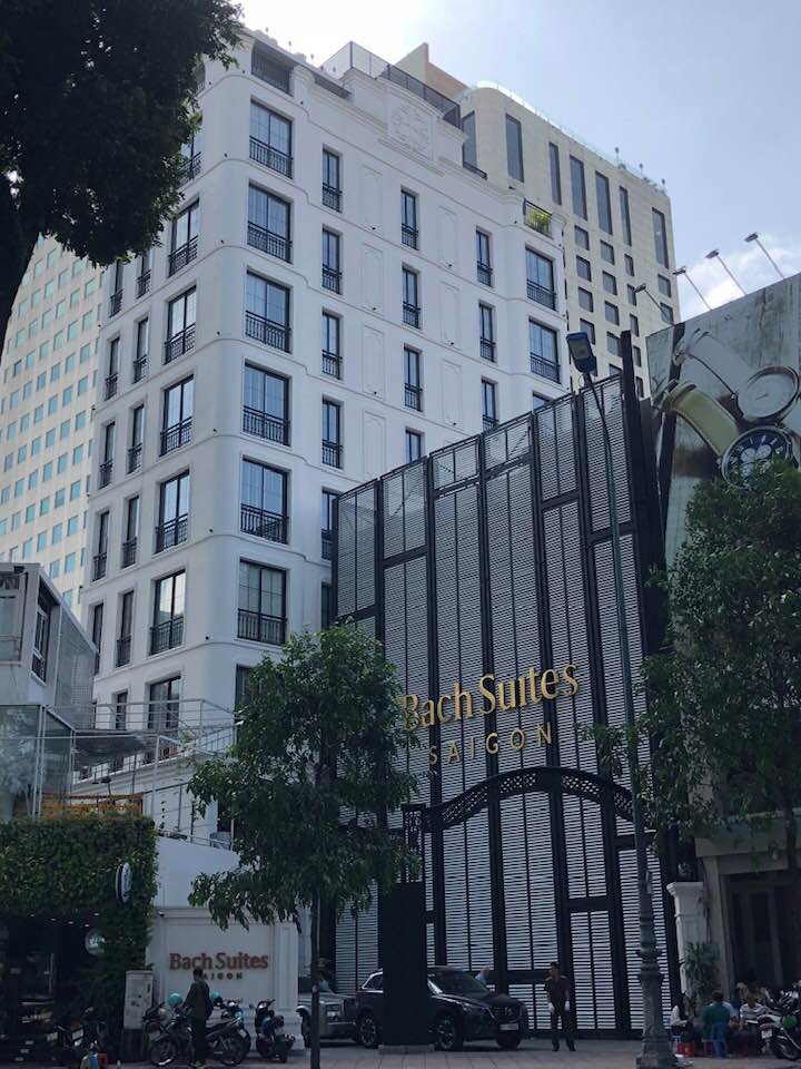 Khách Sạn Bach Suites Sài Gòn